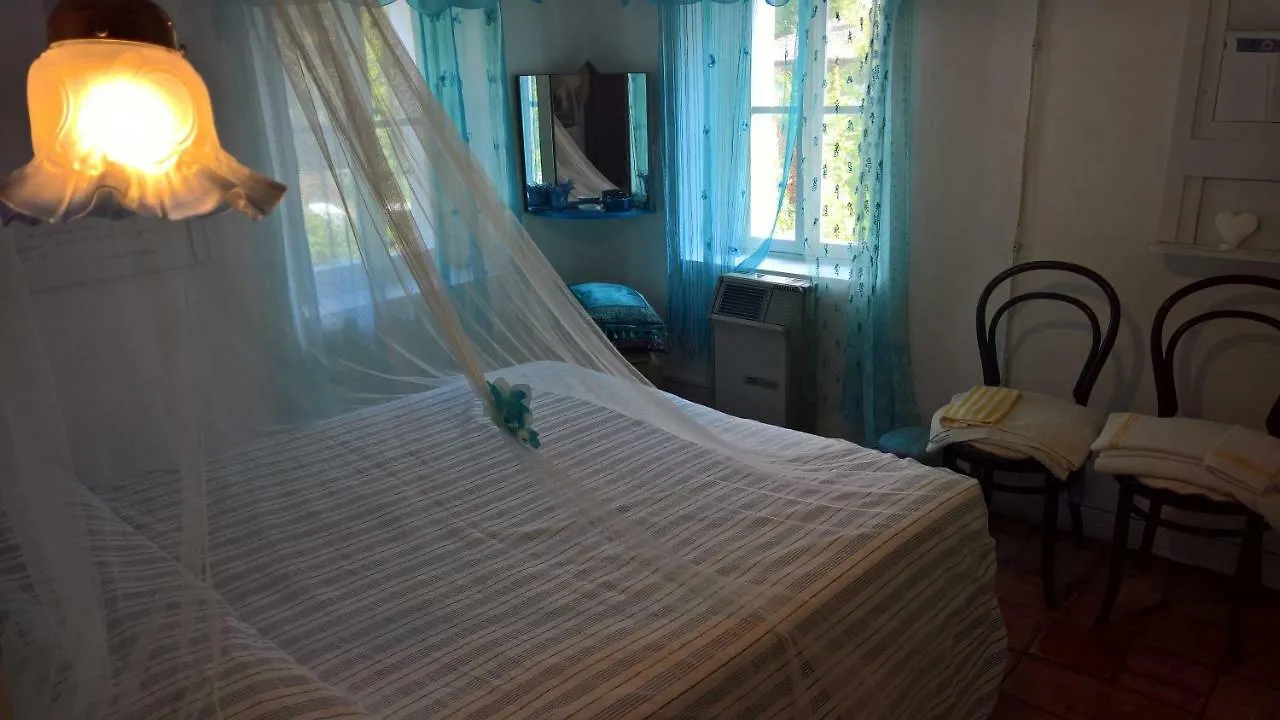 Bed & Breakfast La Quercia - La Maison Des Arts Vezzano sul Crostolo